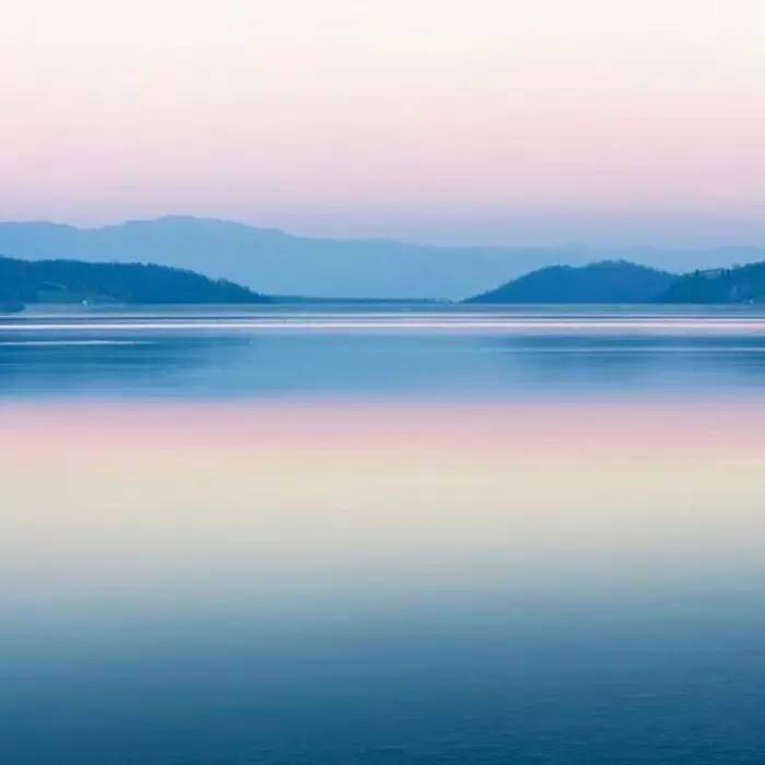 若不是心宽似海,哪有人生风平浪静